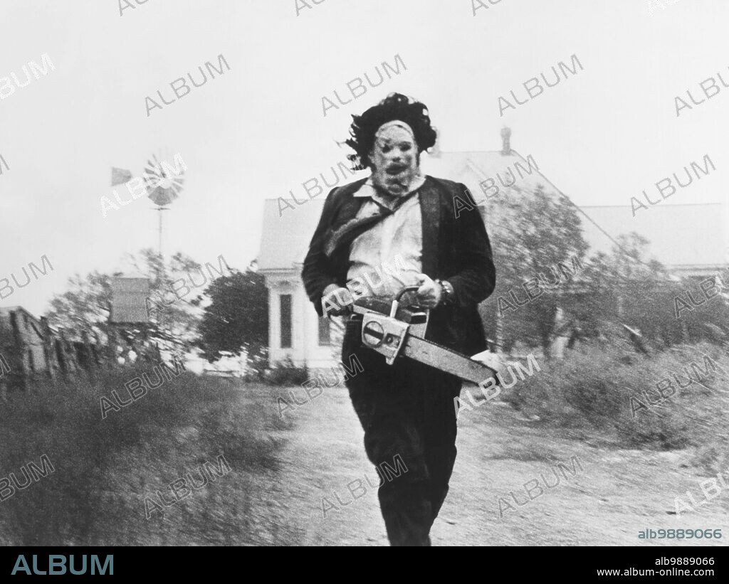 GUNNAR HANSEN en LA MATANZA DE TEXAS, 1974 (THE TEXAS CHAIN SAW MASSACRE), dirigida por TOBE HOOPER. Copyright Vortex.
