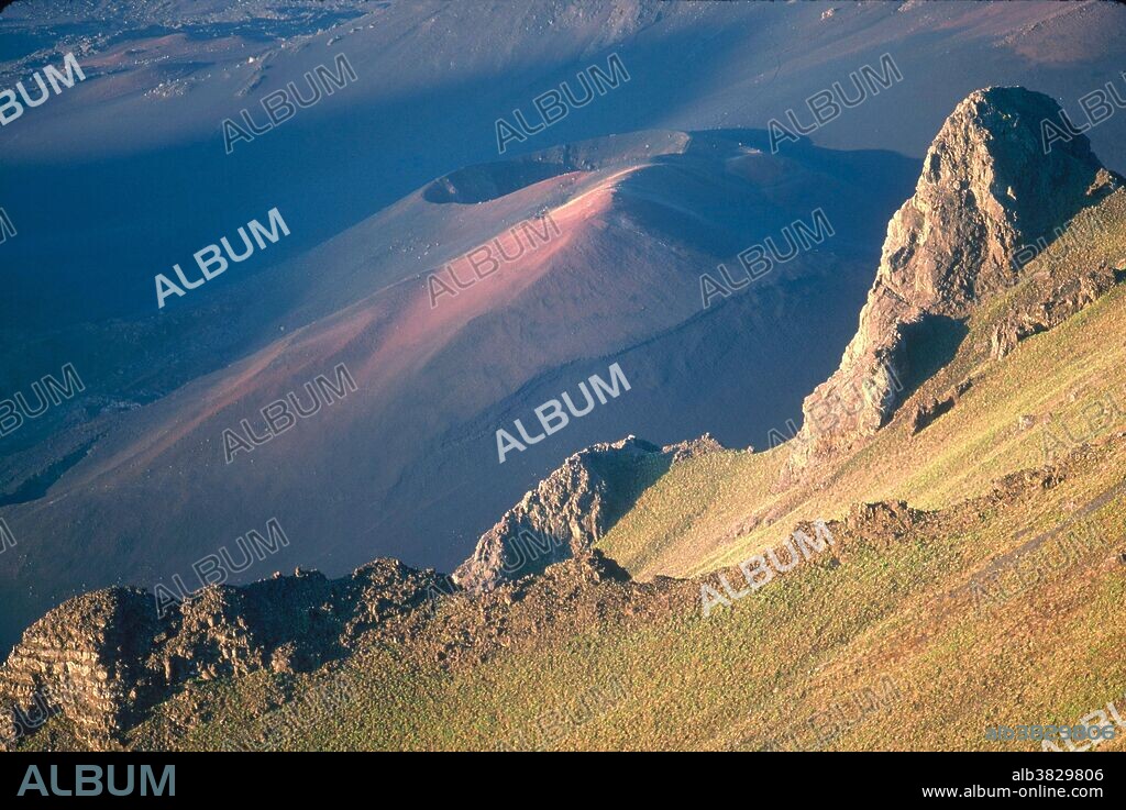 Crater, Haleakala National Park, Maui, Hawaii. Also called the East Maui Volcano, Haleakala is massive shield volcano that forms most of the Hawaiian Island of Maui.