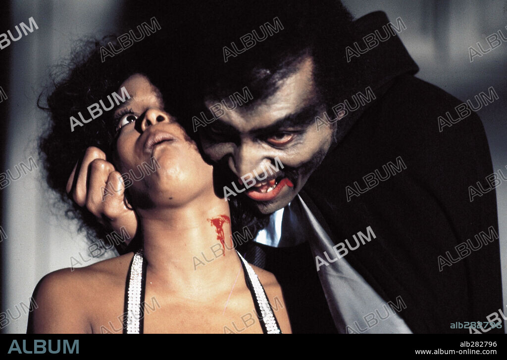 WILLIAM MARSHALL en DRÁCULA NEGRO, 1972 (BLACULA), dirigida por WILLIAM CRAIN. Copyright AIP.
