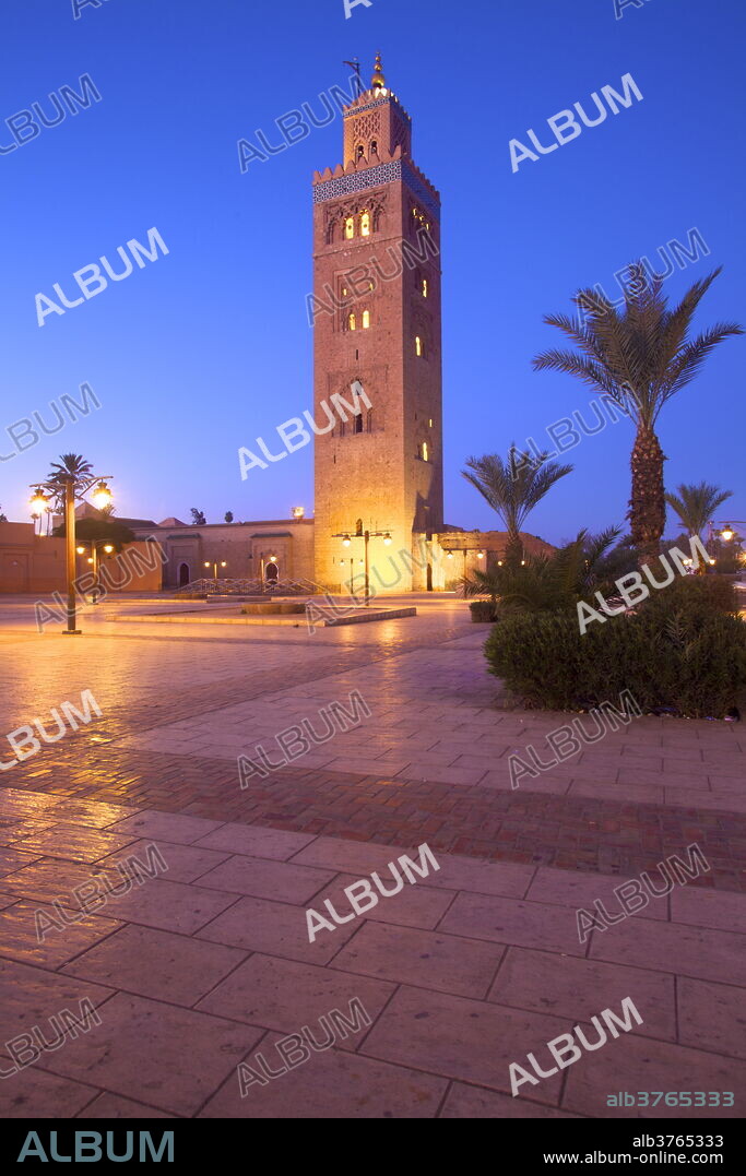 Koutoubia Mosque, UNESCO World Heritage Site, Marrakech, Morocco, North Africa, Africa.