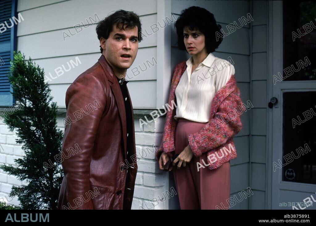 LORRAINE BRACCO und RAY LIOTTA in GOODFELLAS - DREI JAHRZEHNTE IN DER MAFIA, 1990 (GOODFELLAS), unter der Regie von MARTIN SCORSESE. Copyright WARNER BROS.