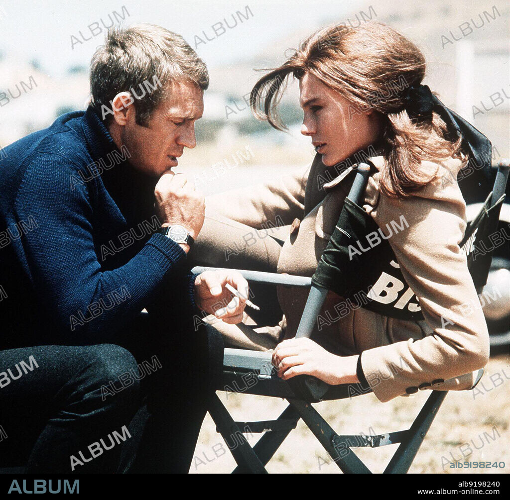 JACQUELINE BISSET y STEVE MCQUEEN en BULLIT, 1968 (BULLITT), dirigida por PETER YATES. Copyright WARNER BROTHERS.