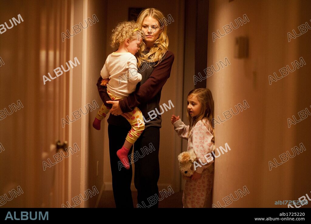 JENNIFER MORRISON in WARRIOR, 2011, directed by GAVIN O'CONNOR. Copyright MIMRAN SCHUR PICTURES.