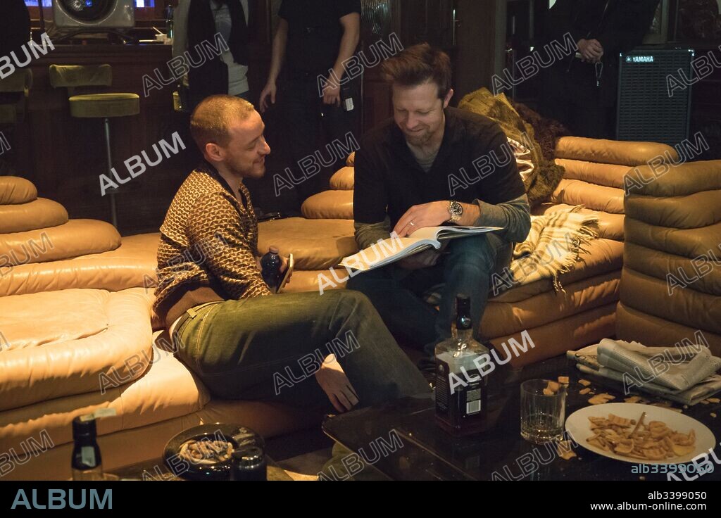 DAVID LEITCH und JAMES MCAVOY in ATOMIC BLONDE, 2017, unter der Regie von DAVID LEITCH. Copyright 87Eleven, Closed on Mondays Entertainment, Denver and Delila.