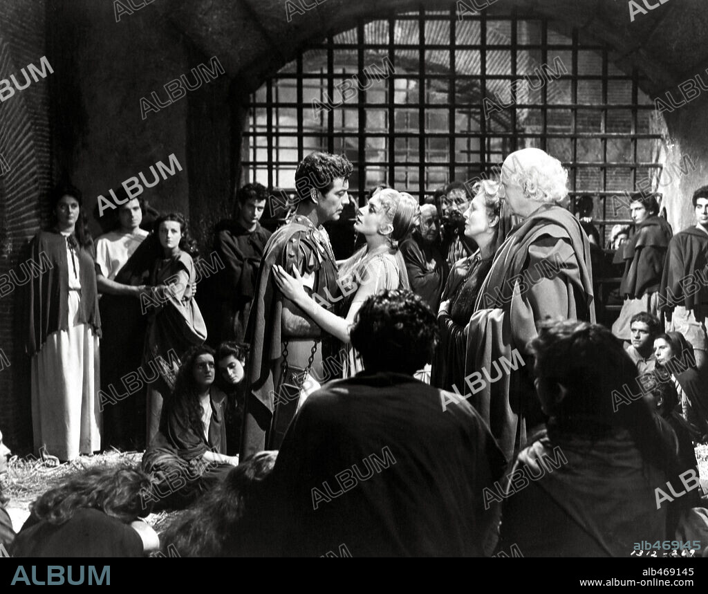 DEBORAH KERR and ROBERT TAYLOR in QUO VADIS, 1951, directed by MERVYN LEROY. Copyright M.G.M.