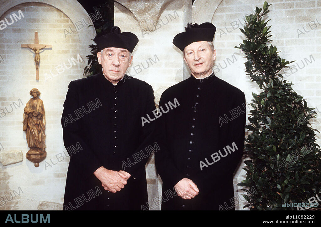 DIETER HALLERVORDEN and WILFRIED HERBST in the sketch: "Priest Prirort". aka. Priest Prirort / Headline: HALLERVORDENS SPOTT-LIGHT.