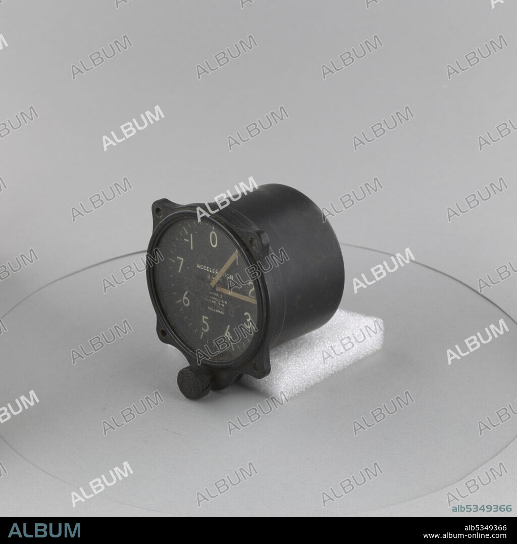 KOLLSMAN INSTRUMENT COMPANY. 80mm diameter, 75mm long.