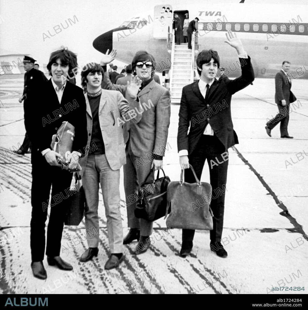 Feb. 27, 1964 - New York, NY, U.S. - The Beatles: JOHN LENNON, GEORGE HARRISON, RINGO STARR, PAUL MCCARTNEY arrive in New York. February 2004 marked the 40th Anniversary of Beatlemania and thier first visit to the USA. The Fab 4 celebrates their Fab 40. (Credit Image: © KEYSTONE Pictures USA/ZUMAPRESS.com). 27/02/1964