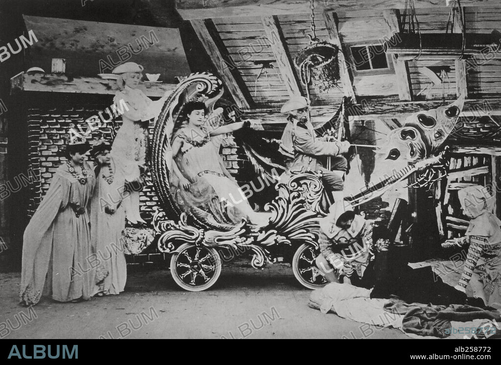 CINDERELLA, 1898, directed by GEORGE ALBERT SMITH. Copyright MELIES.