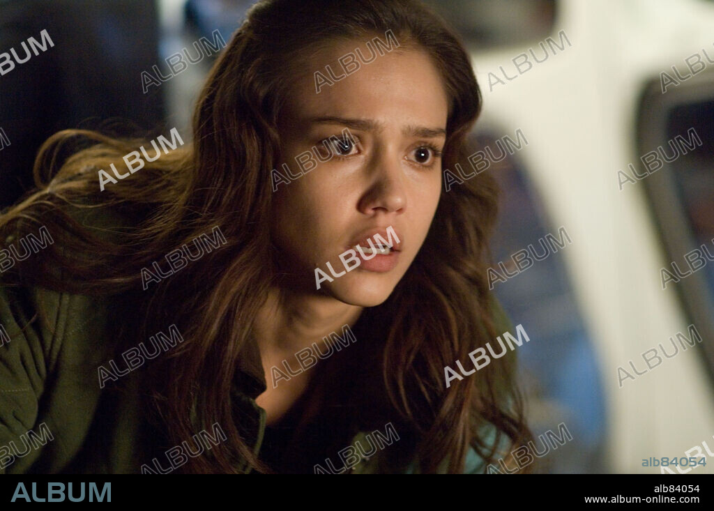 JESSICA ALBA in THE EYE, 2008, directed by DAVID MOREAU and XAVIER PALUD. Copyright LIONSGATE/PARAMOUNT VANTAGE/CRUISE/WAGNER PROD./VERTIGO ENT.