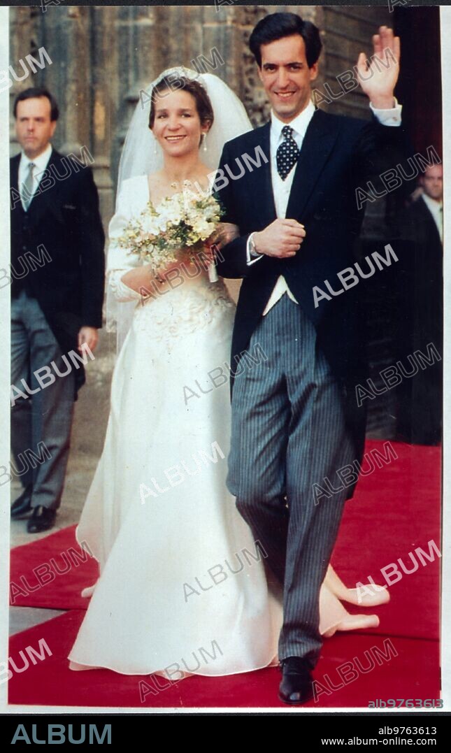 17 marzo 1995. Boda de la Infanta Elena y Jaime de Marichalar en la catedral de Sevilla.