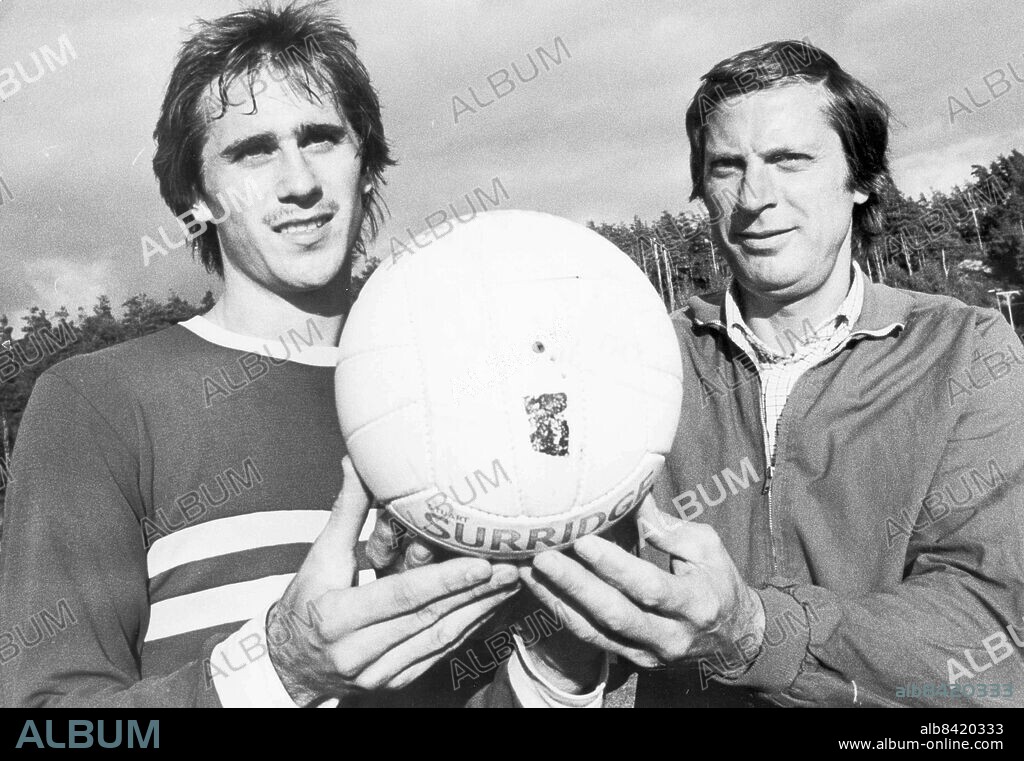 Göteborg 1977-09-25 - Christer Gustavsson - fotbollsspelare - och Helge Börjesson (före detta fotbollsspelare i Örgryte) - fotbollstränare - Anneberg - *** Local Caption *** GP - Foto: Christian Tyre. Kamerareportage.