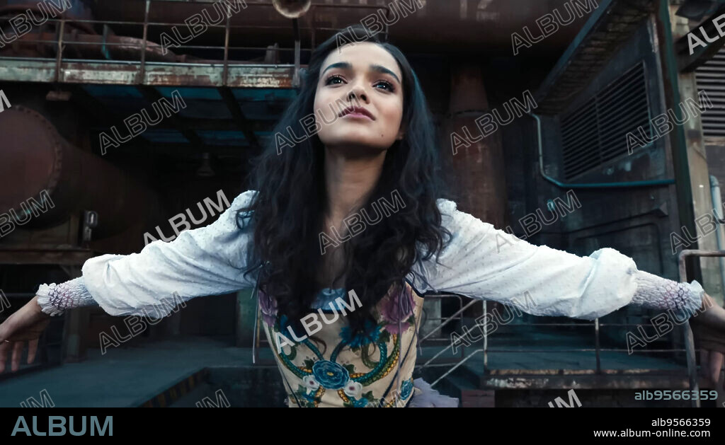 RACHEL ZEGLER en JUEGOS DEL HAMBRE: LOS JUEGOS DEL HAMBRE: BALADA DE PAJAROS CANTORES Y SERPIENTES, 2023 (THE HUNGER GAMES: THE BALLAD OF SONGBIRDS AND SNAKES), dirigida por FRANCIS LAWRENCE. Copyright LIONSGATE.