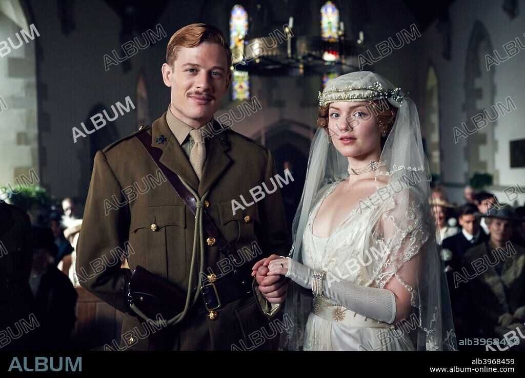 HOLLIDAY GRAINGER und JAMES NORTON in LADY CHATTERLEY'S LOVER, 2015, unter der Regie von JED MERCURIO. Copyright Hartswood Films/Serena Cullen Productions.
