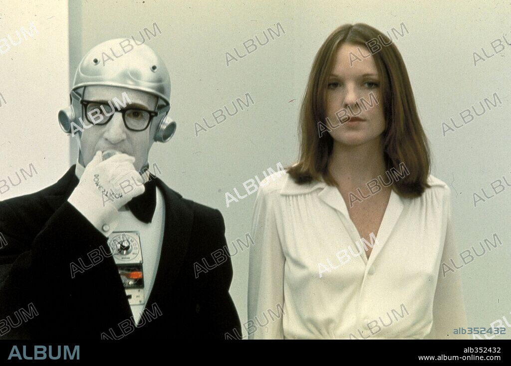 DIANE KEATON and WOODY ALLEN in SLEEPER, 1973, directed by WOODY ALLEN. Copyright UNITED ARTISTS.