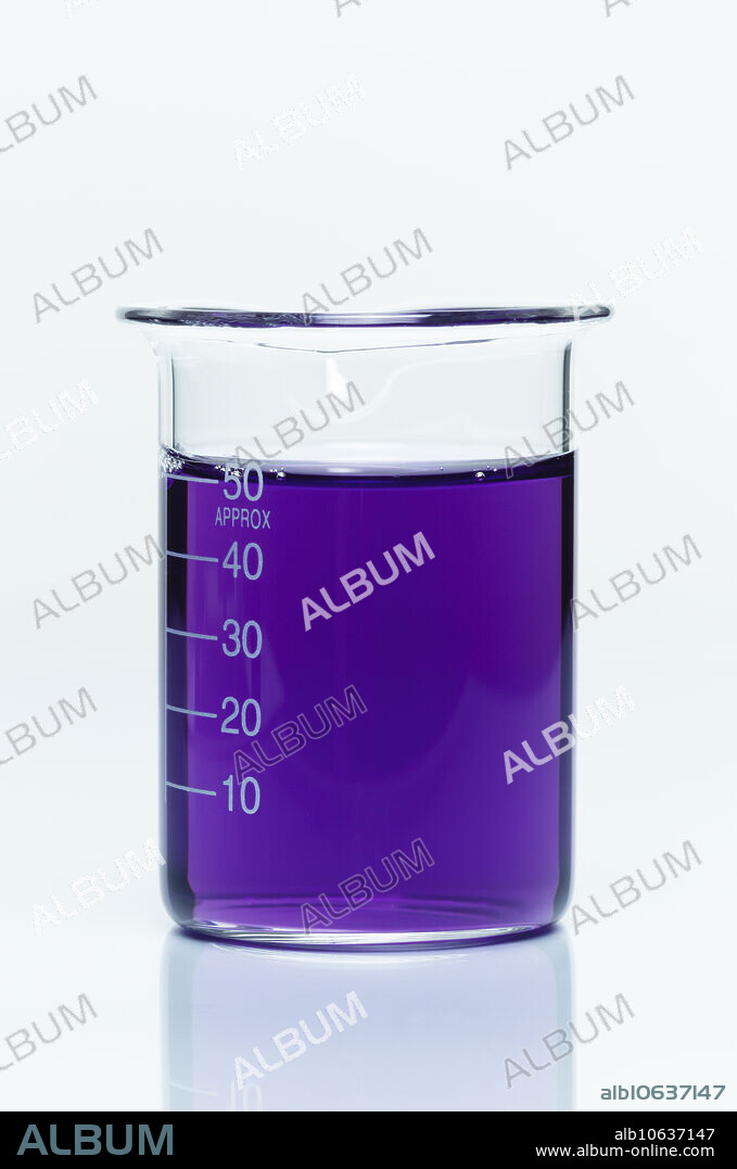 Biuret test for proteins. The Biuret reagent contains copper(II) sulfate (CuSO4) and sodium hydroxide (NaOH), with potassium sodium tartrate (KNaC4H4O6) added to stabilize copper ions. Here blue-coloured Biuret reagent was added to a solution of albumin (egg white) in a beaker. The solution turned violet (deep purple), indicating presence of proteins.