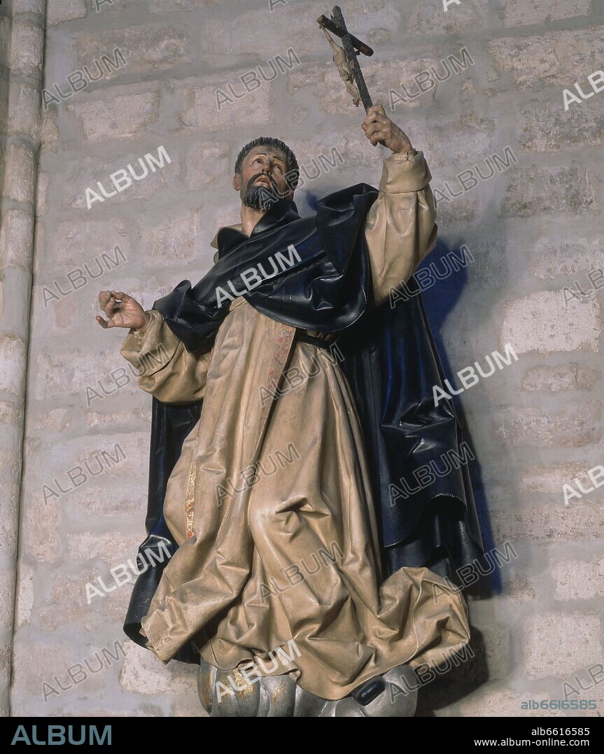 GREGORIO FERNANDEZ. SANTO DOMINGO EN EXTASIS - TALLA EN MADERA  POLICROMADA - SIGLO XVII - BARROCO.