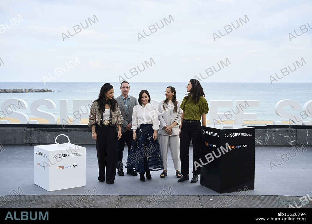 Elisa Zulueta, Francisca Lewin, Maite Alberdi, Paloma Salas, Ines Bortagaray, Rocio Jadue attended 'El Lugar de la Otra' Photocall during 72nd San Sebastian International Film Festival at Kursaal Palace on September 23, 2024 in Donostia / San Sebastian, Spain.