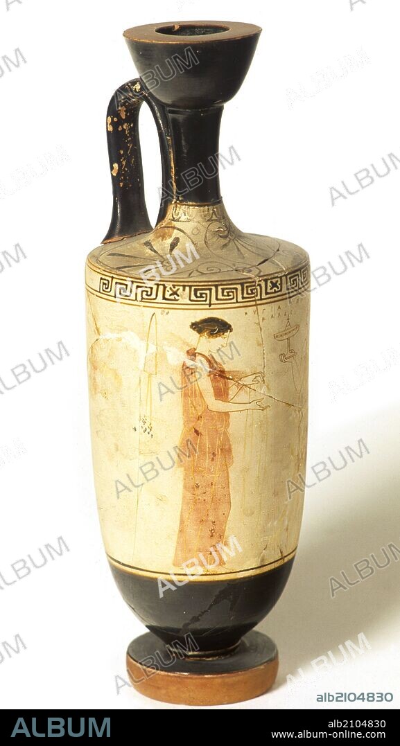 LEKITOS DE FONDO BLANCO CON BAÑO NUPCIAL. GRIEGO CERAMICA. (DEPOSITO: MUSEO ARQUEOLOGICO NACIONAL).
