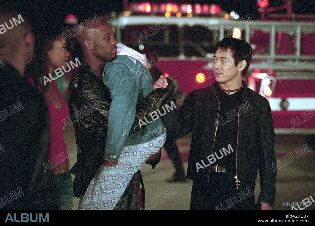 DMX and JET LI in CRADLE 2 THE GRAVE, 2003, directed by ANDRZEJ BARTKOWIAK. Copyright SILVER PICTURES/WARNER BROS.