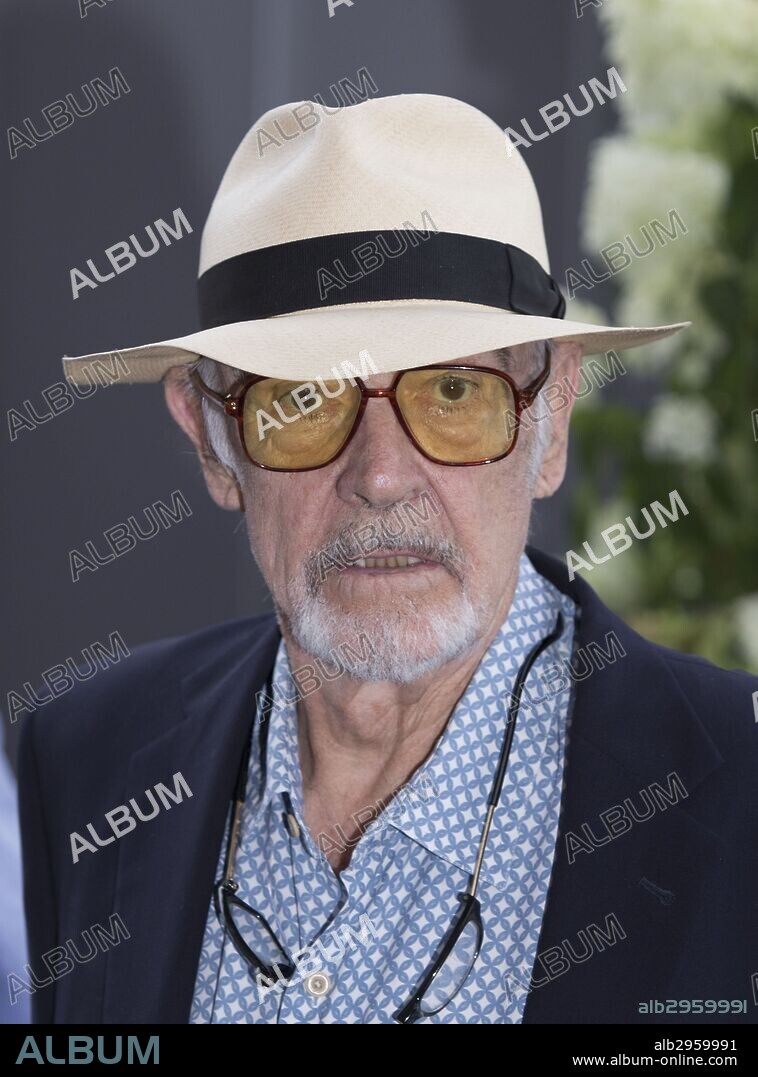 Sept. 13, 2015 - Flushing Meadows, New York, U.S - Sean Connery arrives to the match between Roger Federer and Novak Djokovic on Day 14 of the 2015 US Open at the USTA Billie Jean King National Tennis Center on Sunday September 13, 2015 in the Flushing neighborhood of the Queens borough of New York City. Game was delayed due to rain. 13/09/2015