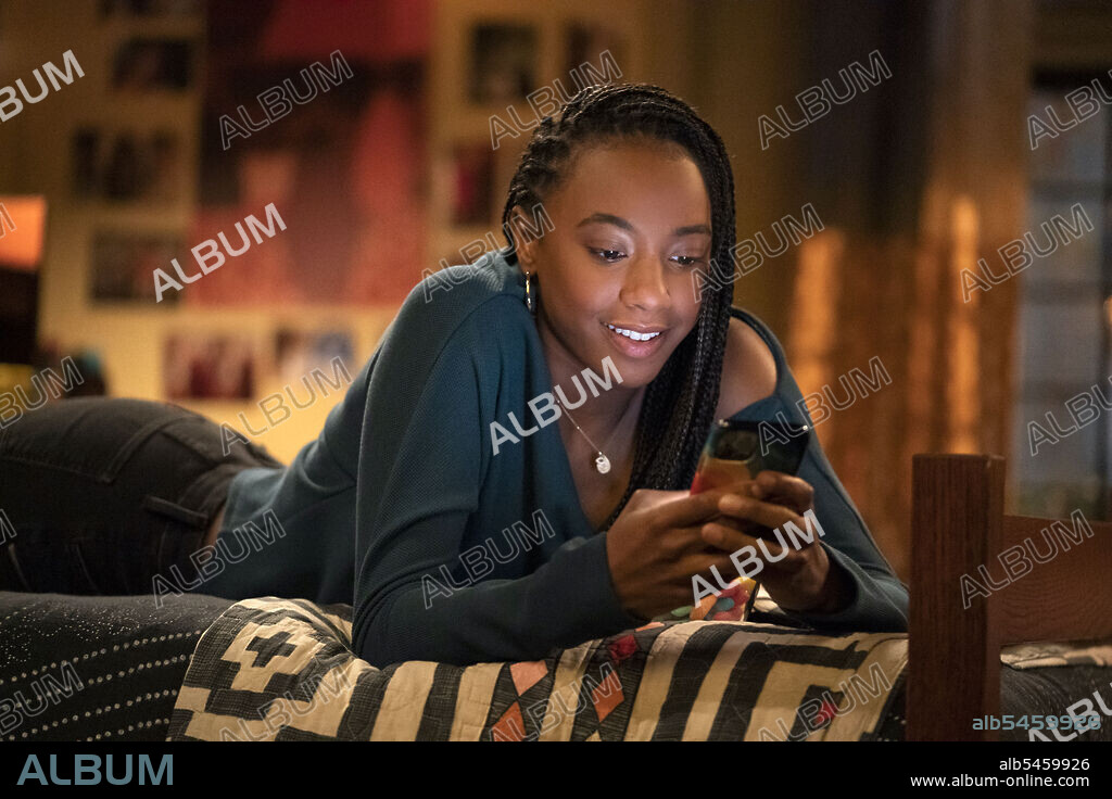 ALYAH CHANELLE SCOTT en LA VIDA SEXUAL DE LAS UNIVERSITARIAS, 2021 (THE SEX LIVES OF COLLEGE GIRLS), dirigida por DAVID GORDON GREEN y ZOE CASSAVETES. Copyright WARNER BROS. TELEVISION.