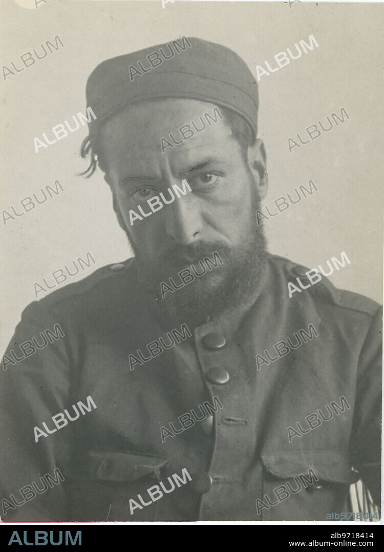 ALFONSO SÁNCHEZ PORTELA. 1920 (CA.). Guerra de Marruecos, el sargento Francisco Basallo Becerra, que asistió abnegadamente a cuantos con el estaban prisioneros de Abd-el-Krim.
