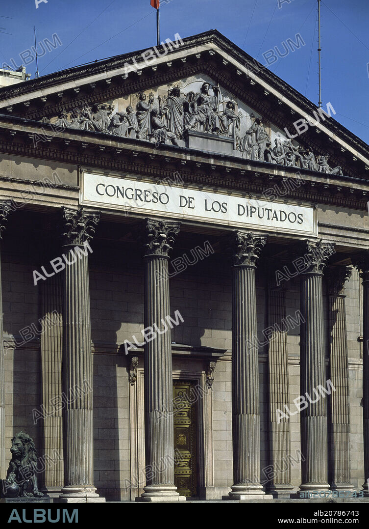 NARCISO PASCUAL Y COLOMER. FACHADA NEOCLASICA DEL EDIFICIO DEL CONGRESO DE LOS DIPUTADOS - 1843 - PORTICO HEXASTILO.