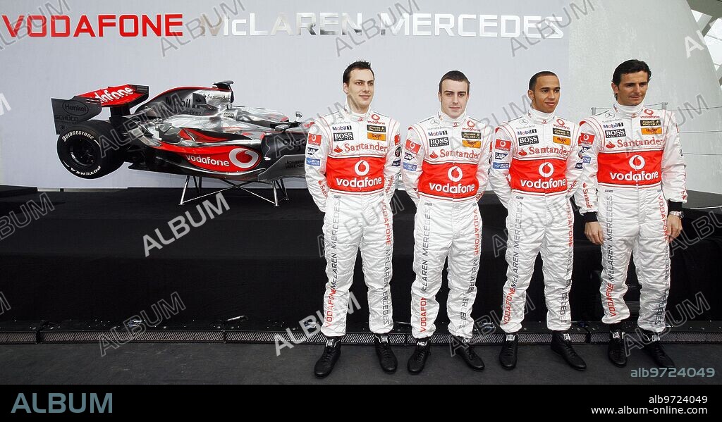 Mikel Ponce.....Valencia......15-01-07.......The Vodafone Mclaren Mercedes Team has presented its new car and its New Drivers, to face the Formula championship 1 of 2007.Archdc.