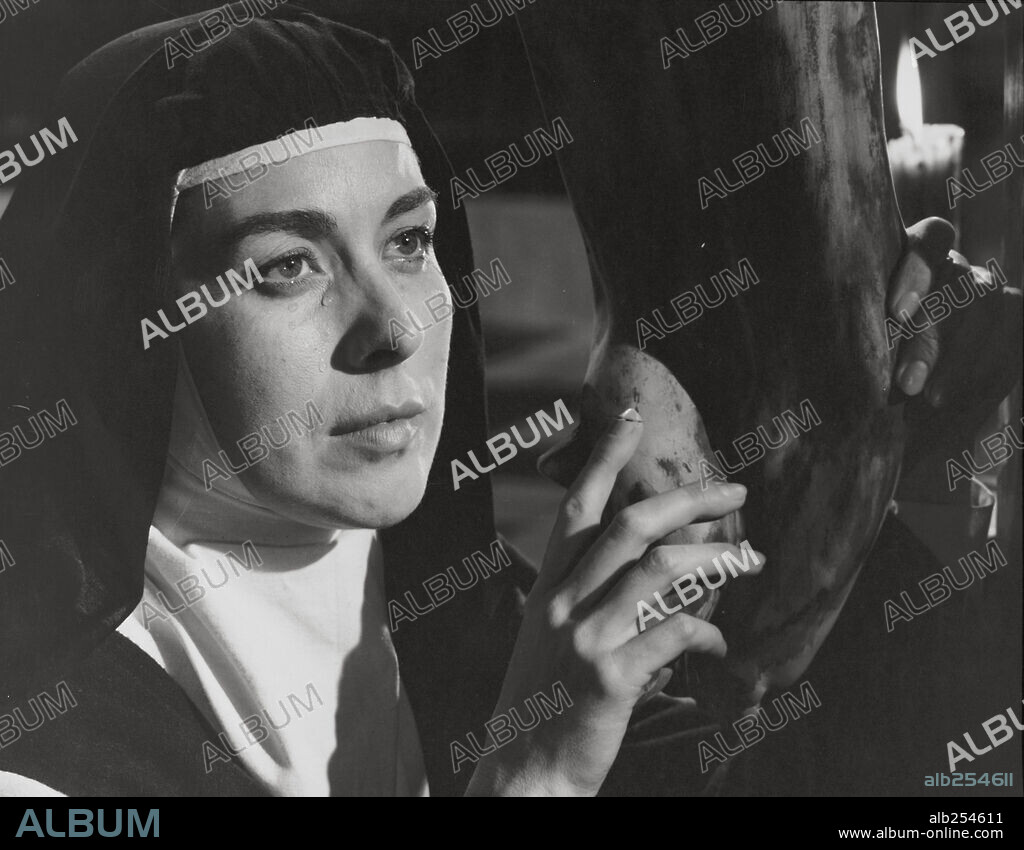 TERESA DE JESUS, 1962, directed by JUAN DE ORDUÑA. Copyright AGRUPA FILMS.