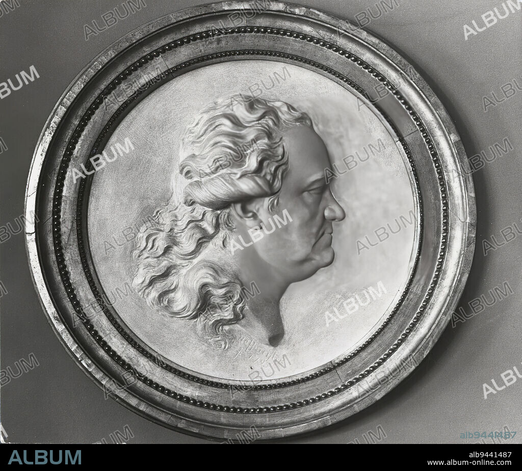 Samuel Hoffmeister, 13.2.1764, Karlshamn, 2.4.1818, Stockholm, Portrait Medallion of Karl Hisinger, the Vice President of the Court of Appeal in Vaasa, 1795, 55.5 × 54.5 cm, plaster.