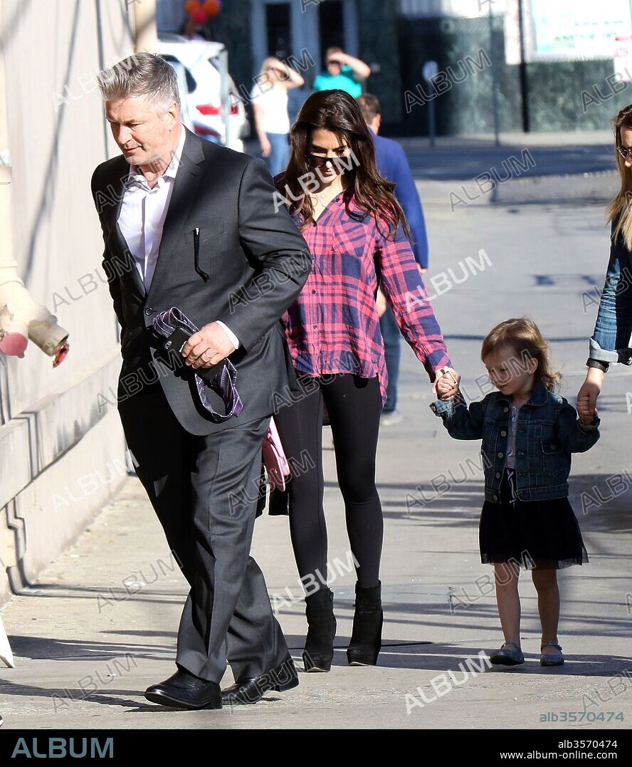 LOS ANGELES, CA - MARCH 01: Alec Baldwin arrived at the Jimmy Kimmel Show with his wife Hilaria Baldwin and daughter Carmen Baldwin on March 1, 2017 in Los Angeles, California..People: Alec Baldwin, Hilaria Baldwin, Carmen Baldwin. 01/03/2017