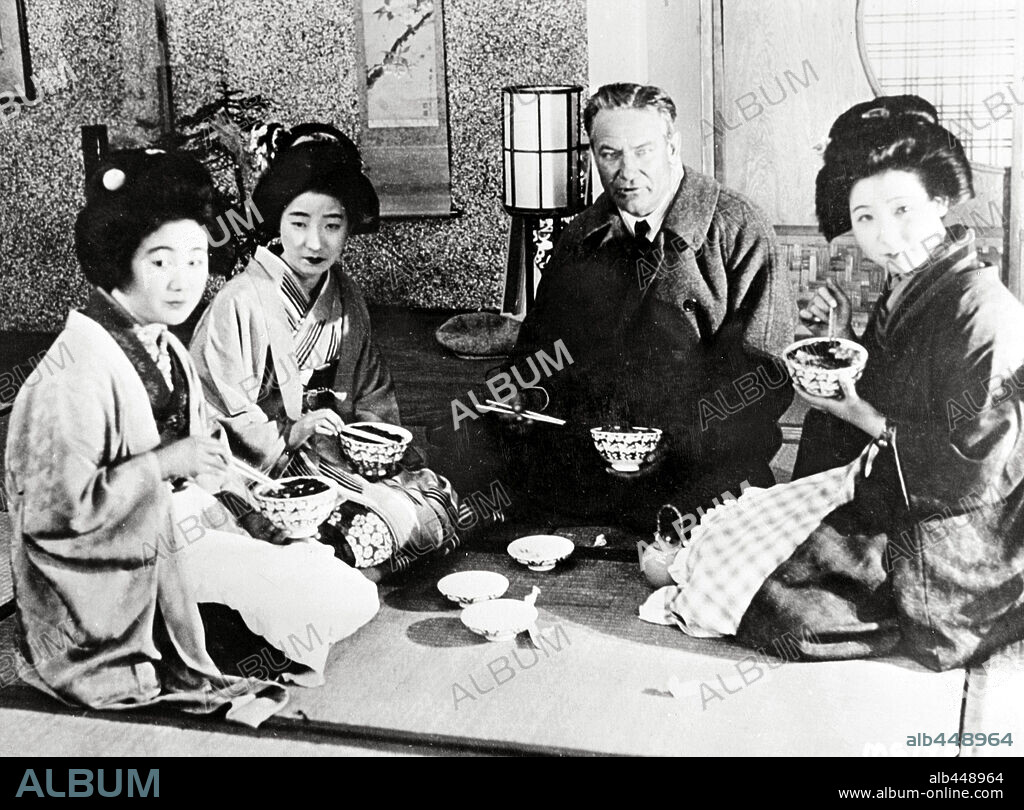 VICTOR FLEMING. Victor Fleming in Japanese Geisha House.