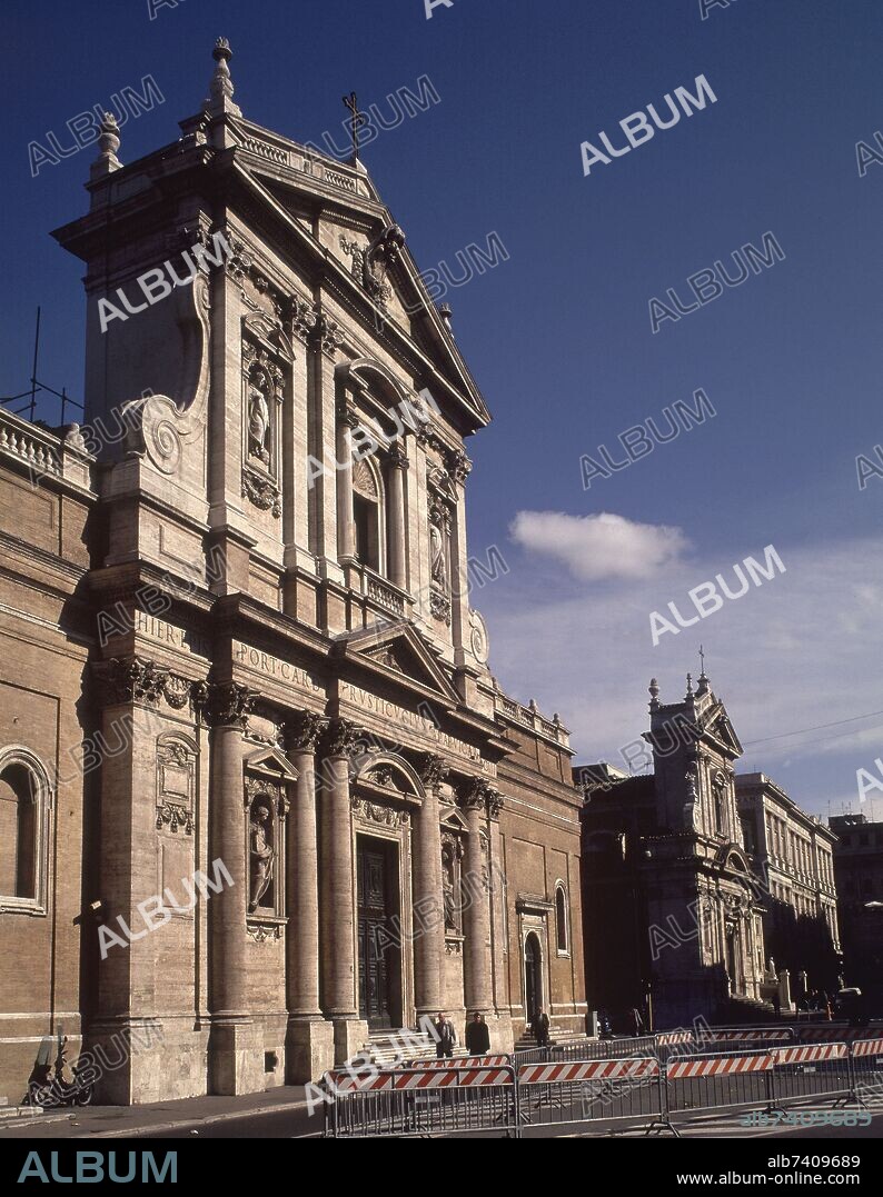 CARLO MADERNO. EXTERIOR-FACHADA-1589(ANTES SANTUARIO S IV) - FOTO AÑOS 90.