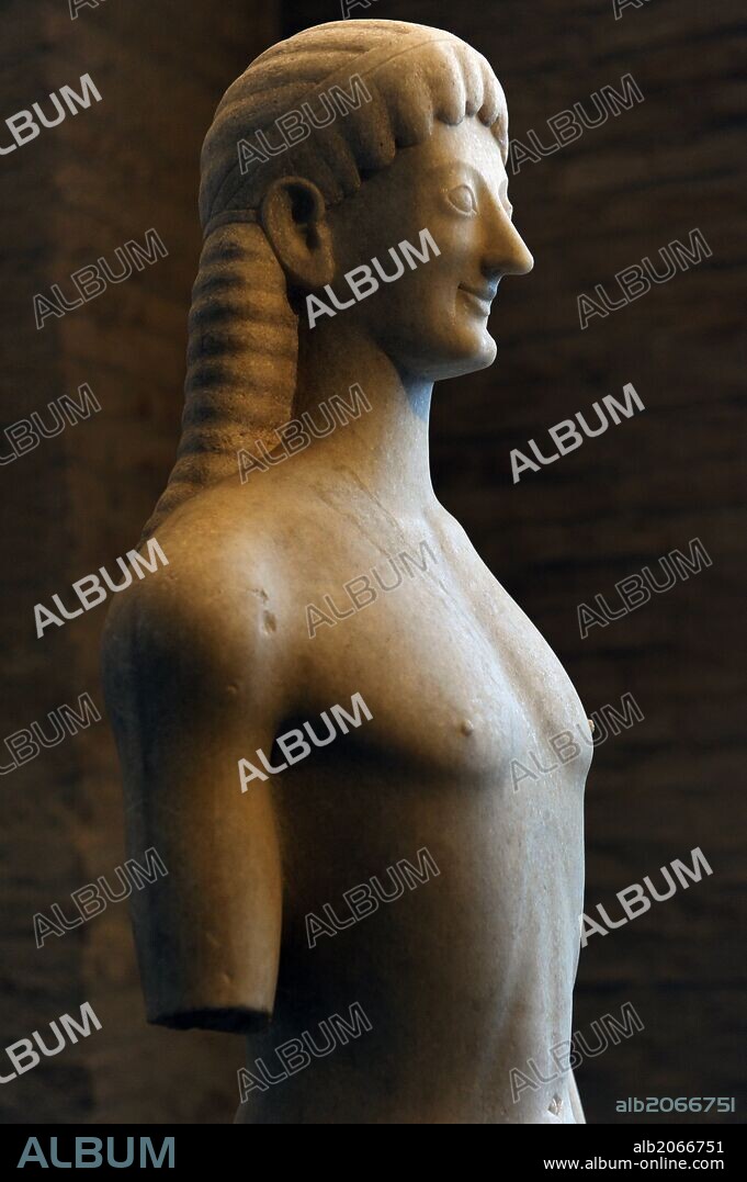 ARTE GRIEGO. ESTILO ARCAICO. GRECIA. "APOLO DE TENEA". Kouros. Estatua de un joven. Glyptothek. Munich. Alemania. Europa.