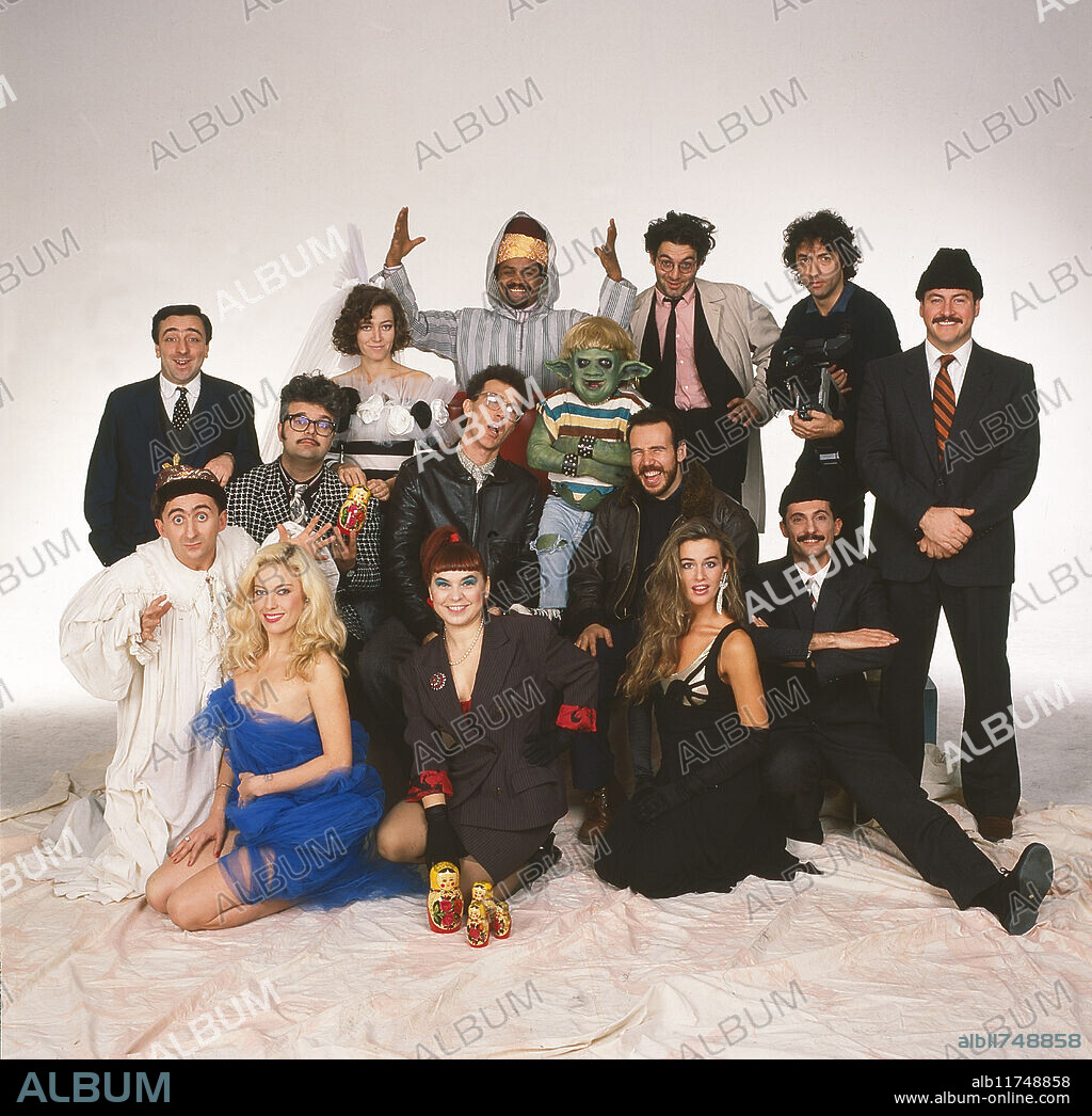The cast of the TV show 'Matrioska' broadcasted by Italiauno in a photo shooting. Above from the left: Silvio Orlando, Sabina Guzzanti, Barek Mazouz, Riccardo Pangallo, David Riondino, Eraldo Turra. In the middle: Patrizio Roversi, Stefano Disegni, Scrondo (played by italian actor Ivano Spano), Massimo Caviglia. Below: Vito (Stefano Bicocchi), Moana Pozzi (Anna Moana Rosa Pozzi), Syusy Blady (Maurizia Giusti), Eva Robin's ( Roberto Maurizio Coatti) and Luciano Manzalini Italy, 1988 (Credit Image: © Angelo Deligio/Mondadori Portfolio via ZUMA Press).