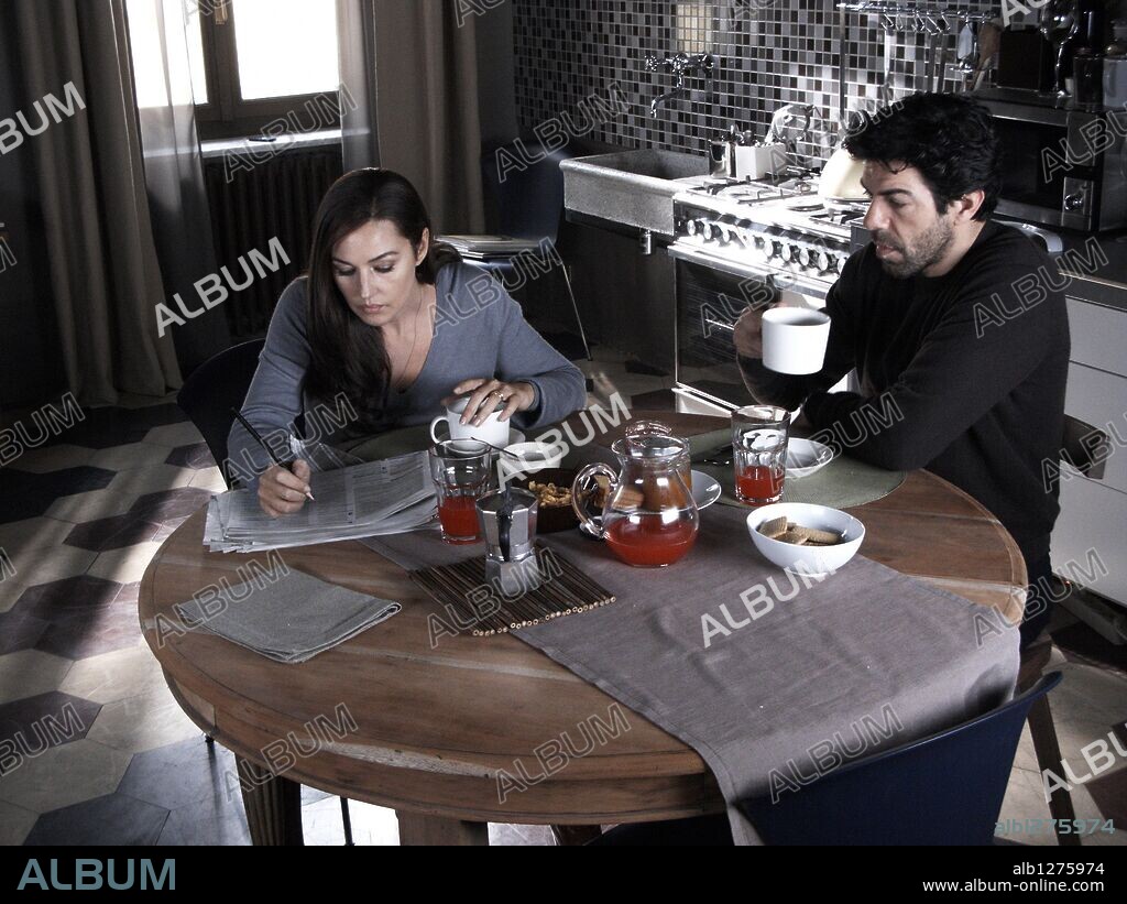 MONICA BELLUCCI and PIERFRANCESCO FAVINO in THE MAN WHO LOVES, 2008 (L' UOMO CHE AMA), directed by MARIA SOLE TOGNAZZI.