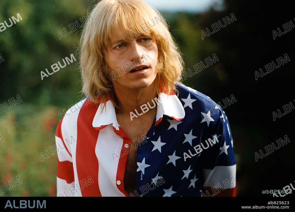 LEO GREGORY in STONED, 2005, directed by STEPHEN WOOLLEY. Copyright NUMBER 9 FILMS LTD.