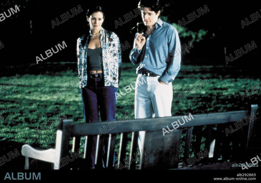 HUGH GRANT y JULIA ROBERTS en NOTTING HILL, 1999, dirigida por ROGER MICHELL. Copyright POLYGRAM.
