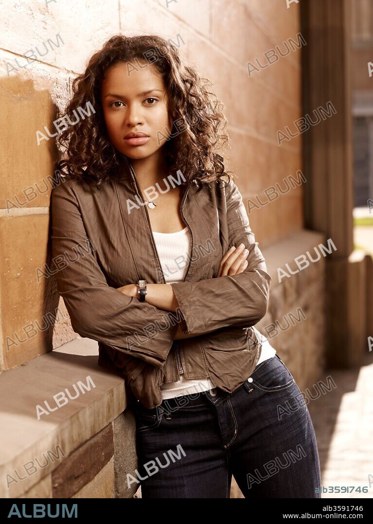 GUGU MBATHA-RAW in UNDERCOVERS, 2010, unter der Regie von J. J. ABRAMS. Copyright BAD ROBOT/WARNER BROS. TELEVISION.