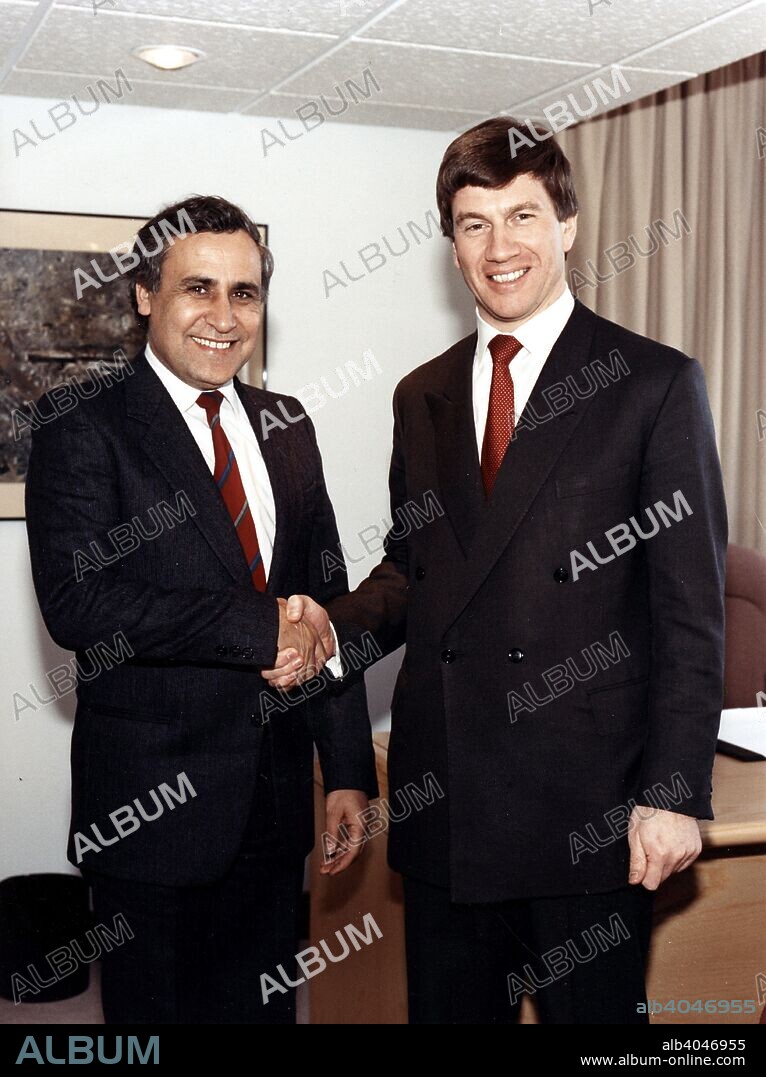 Michael Portillo (1953- ), Former Minister of State for Transport, 1990. Greeting Moshe Katsav, Israeli Transport Minister, at their meeting in London on 26th February 1990 to discuss transport issues.