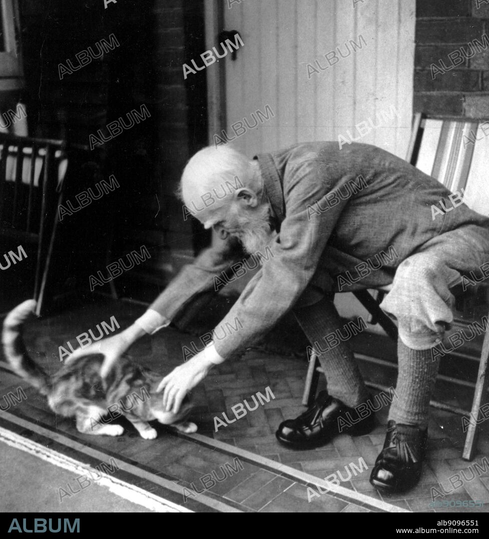 George Bernard Shaw always had a fellow feeling with cats. Shaw (1856-1950) was an Irish playwright and winner of the Nobel Prize for Literature in 1925. The Genius of Shaw page 107.