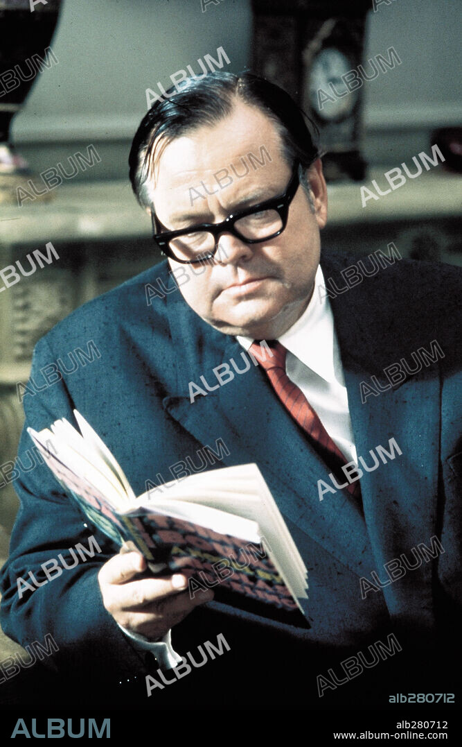 ORSON WELLES in THE KREMLIN LETTER, 1970, directed by JOHN HUSTON. Copyright 20TH CENTURY FOX.