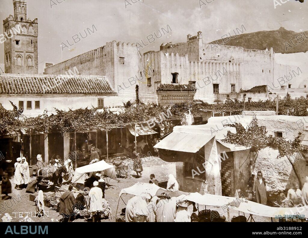 Tetuán [puerta de la Medina].