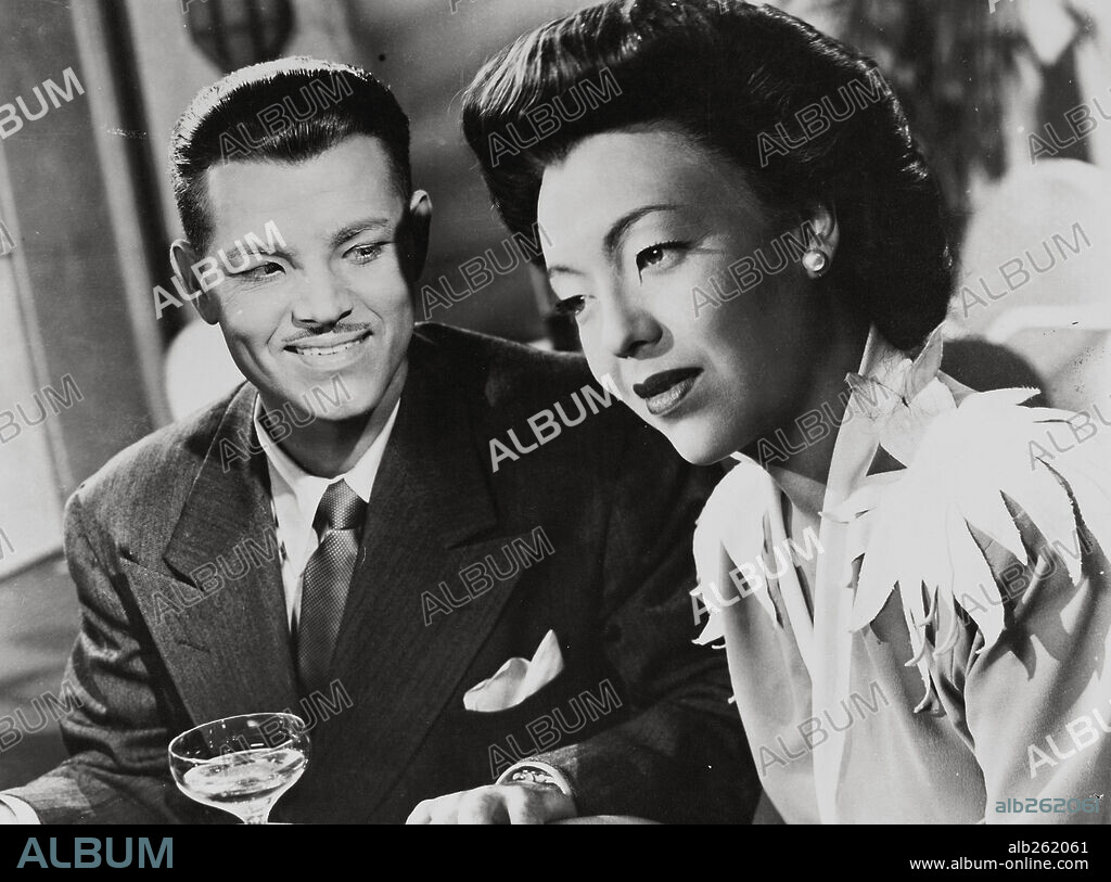 Margo and TOM NEAL in BEHIND THE RISING SUN, 1943, directed by EDWARD DMYTRYK. Copyright RKO.