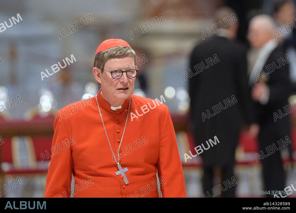 Vatican, VATICAN: NO LIBRI** Italy, Rome, Vatican, 2025/4/30 .Cardinal Rainer Maria Woelki attend a mass on the fifth of nine days of mourning for late Pope Francis, in St. Peter's Basilica at the Vatican Photograph by ALESSIA GIULIANI / Catholic Press Photo (Credit Image: © Alessia Giuliani/IPA via ZUMA Press).