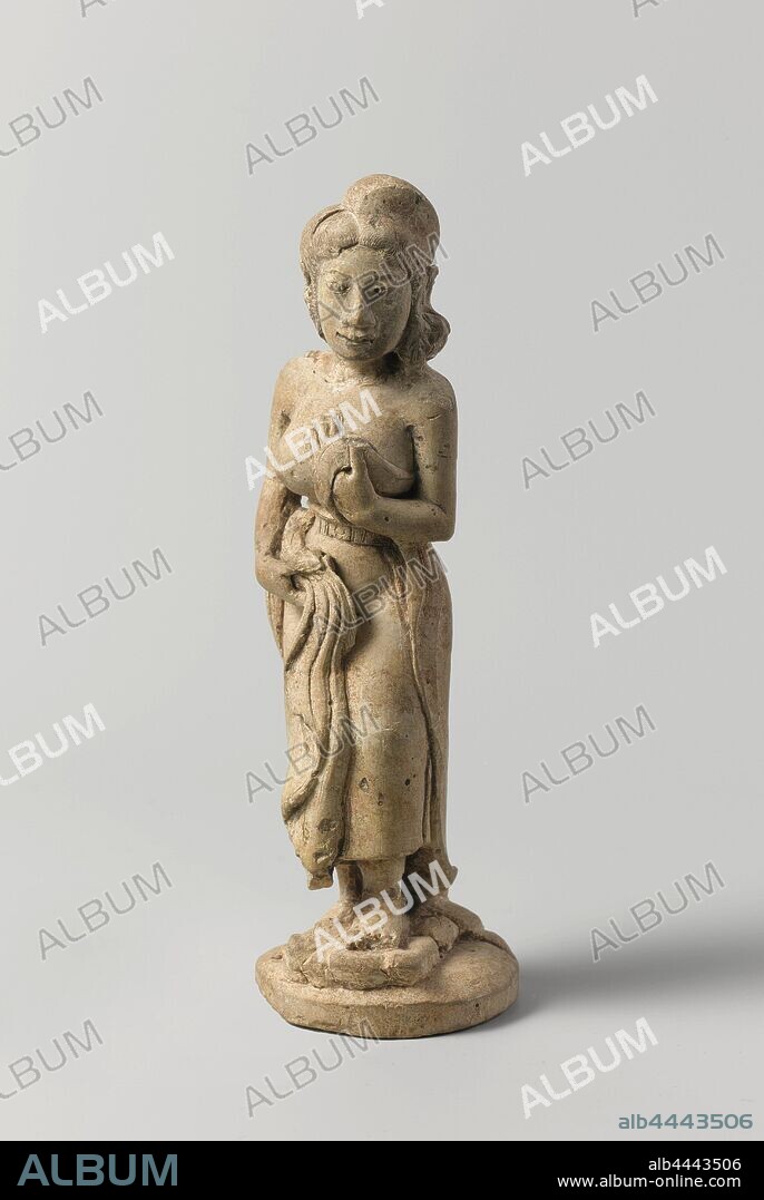 Celestial nymph, Statue of tuff, representing a celestial nymph. Indonesia., anonymous, Java, 1300 - 1499, tuff, h 20.8 cm × w 6.6 cm × d 7.0 cm.