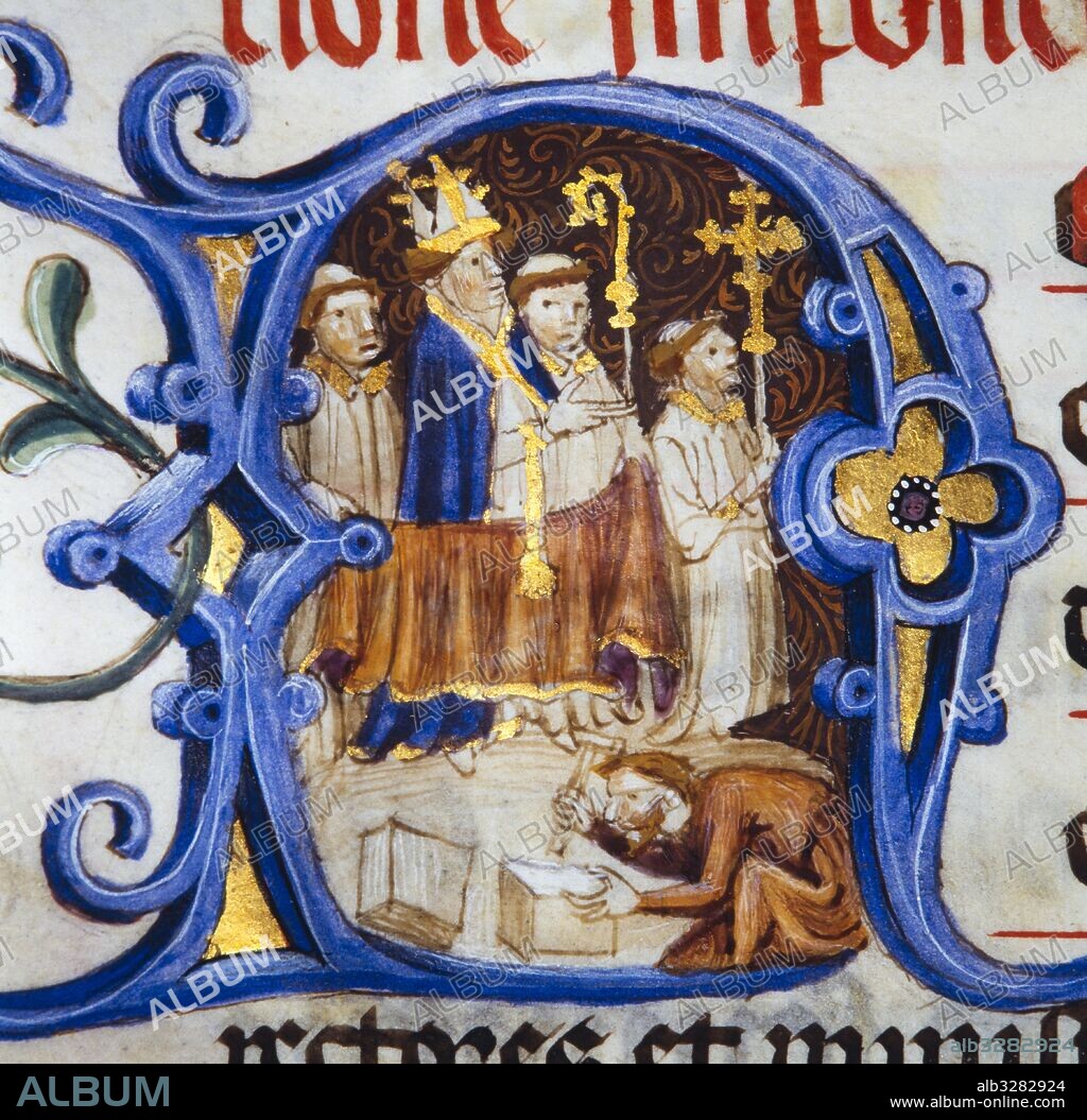 Pontifical de Guillaume Durand, c. 1409-1415. Letra inicial. Obispo y frailes, a sus pies un cantero tallando piedra. Arxiu Capitular de la Catedral de Girona.