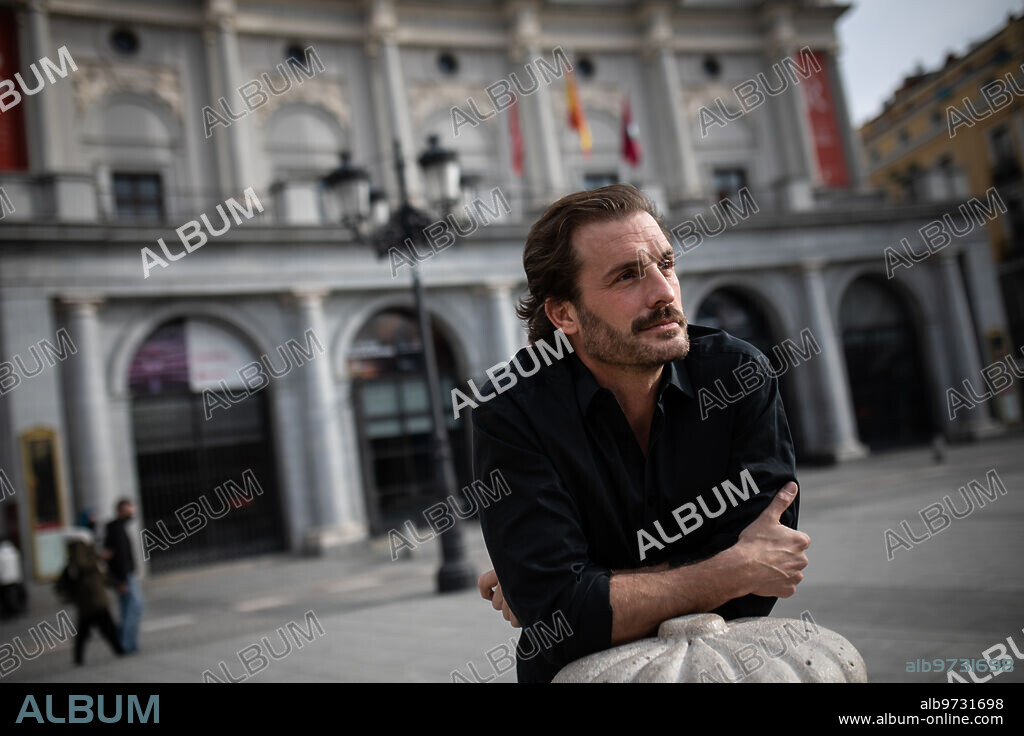 Madrid, 01/08/2022. Interview with Beltrán Iraburu, actor and singer. Photo: Isabel Permuy. ARCHDC.