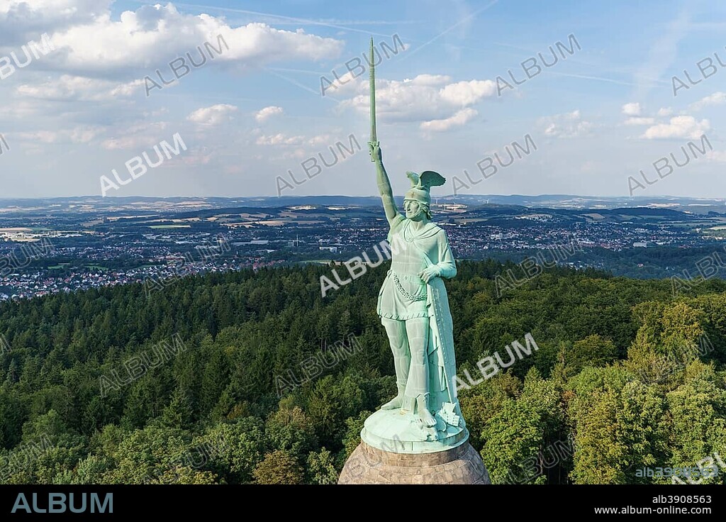 Hermann Monument, Detmold, Teutoburg Forest, North Rhine-Westphalia, Germany